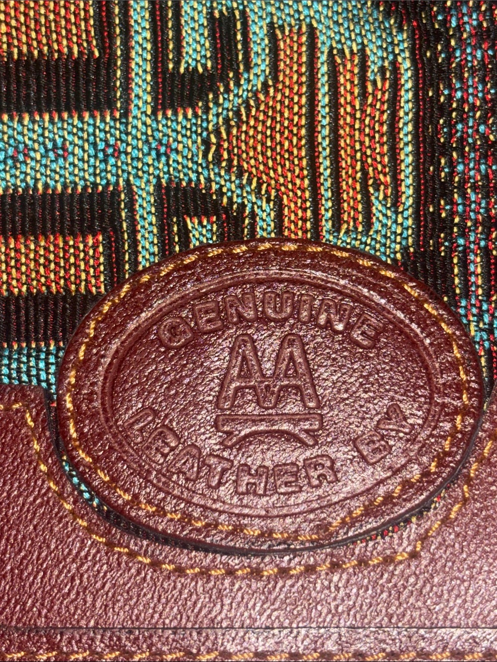 VINTAGE SOUTHWESTERN TAPESTRY CARPET BAG BURGUNDY LEATHER TRIM GEOMETRIC DESIGN - Picture 3 of 14